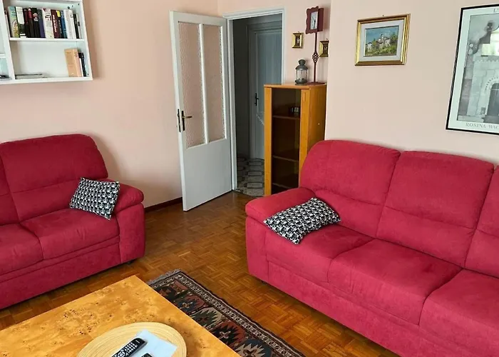 Annetta Mit Sicht Auf Und Berge By Interhome *